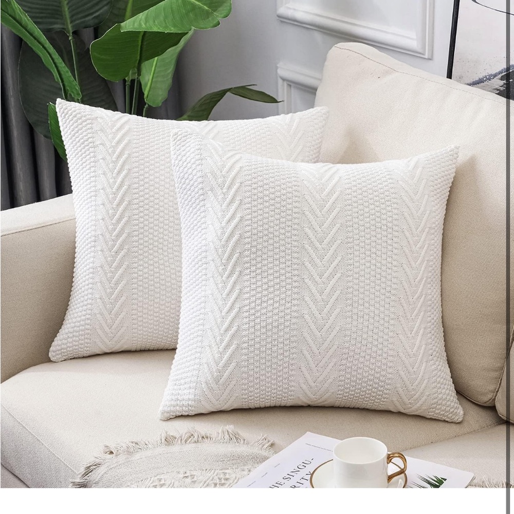 LiBcmlian Cotton Chunky Knit Throw Pillowcases Covers White Zipper Set of 2